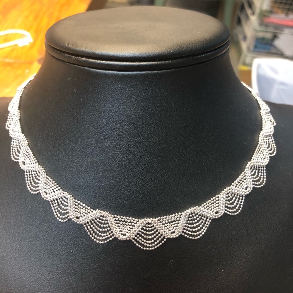 Handcrafted graceful silver necklace